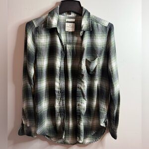 American Eagle boyfriends fit flannel shirt size xs